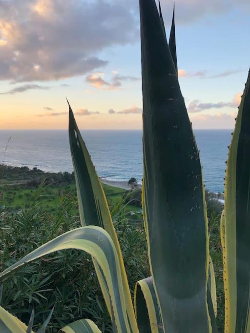 Appartamento Per 2 Persone Con Vista Sulle Eolie Casa Spisidda "Lipari" Gioiosa Marea Dış mekan fotoğraf