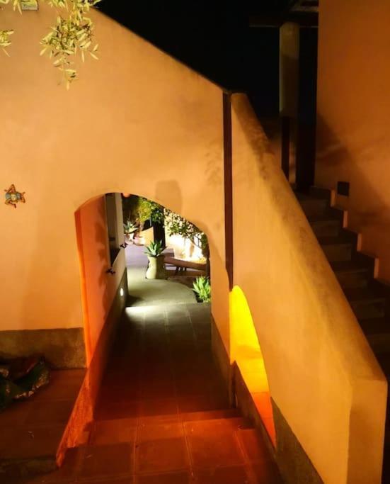 Appartamento Per 2 Persone Con Vista Sulle Eolie Casa Spisidda "Lipari" Gioiosa Marea Dış mekan fotoğraf