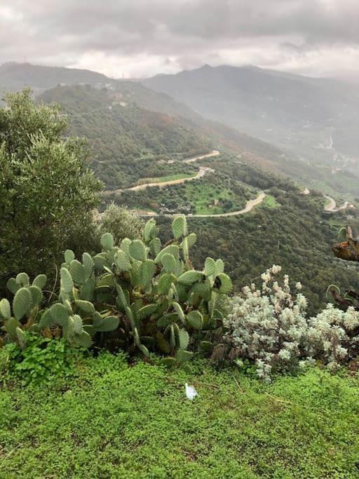 Appartamento Per 2 Persone Con Vista Sulle Eolie Casa Spisidda "Lipari" Gioiosa Marea Dış mekan fotoğraf