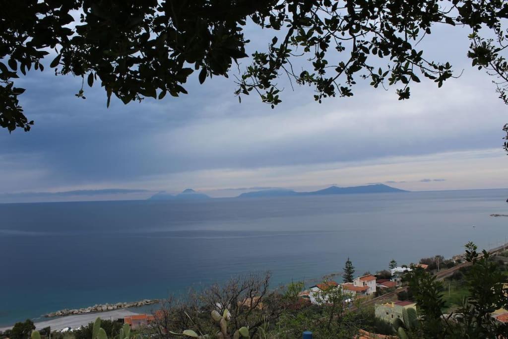 Appartamento Per 2 Persone Con Vista Sulle Eolie Casa Spisidda "Lipari" Gioiosa Marea Dış mekan fotoğraf